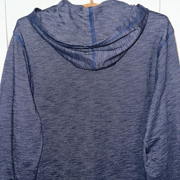 Guess M Hooded Long Sleeve Heathered Blue Chambray Trim Tee Henley - Picture 5 of 13